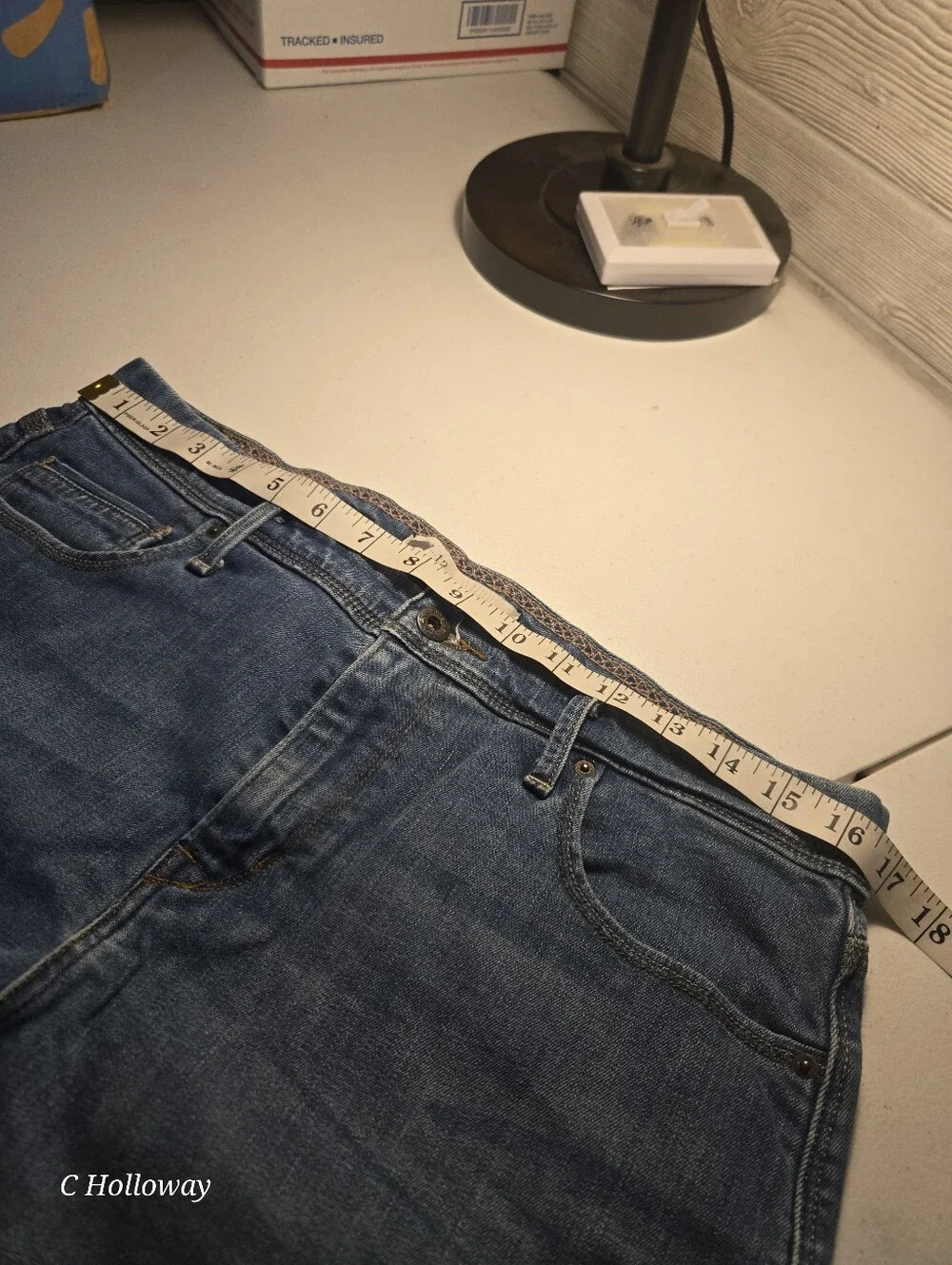 Levi's Womens Blue Denim Shorts Stretch 5-Pocket Size 12